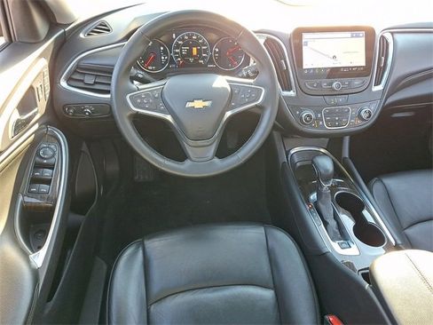 Used 2024 Chevrolet Malibu LT image 11