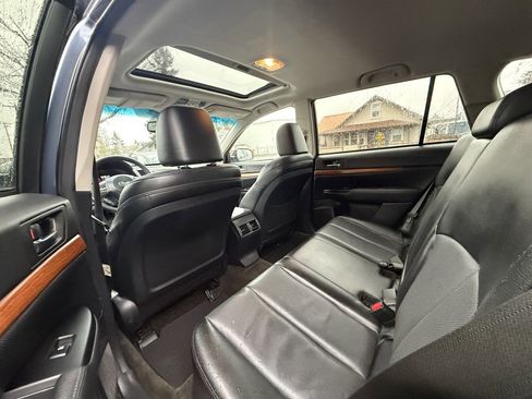 Used 2014 Subaru Outback 2.5i Limited image 14