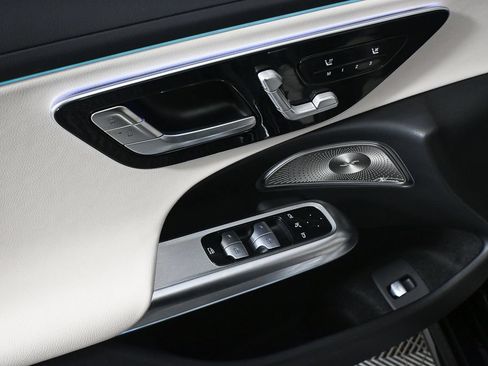 Certified 2026 Mercedes-Benz E 450 4MATIC Sedan image 8