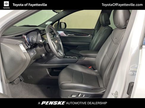 Used 2024 Cadillac XT6 Premium Luxury w/ Technology Package image 27