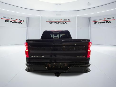 Used 2024 Chevrolet Silverado 1500 ZR2 AWD/4WD image 5