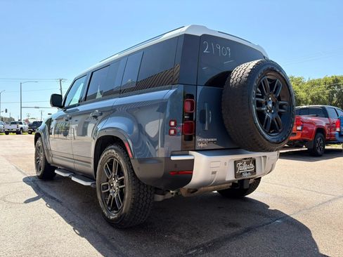 Used 2020 Land Rover Defender 110 SE AWD/4WD image 5