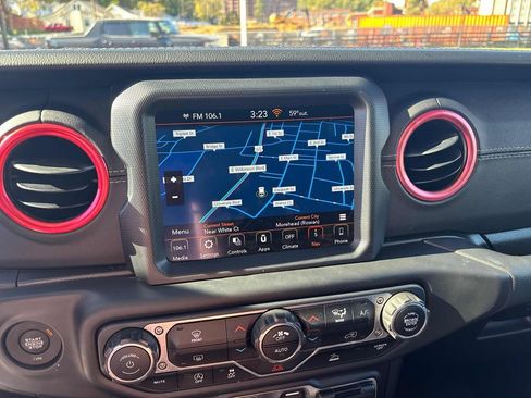 Used 2021 Jeep Gladiator Overland w/ Popular Equipment Package image 25