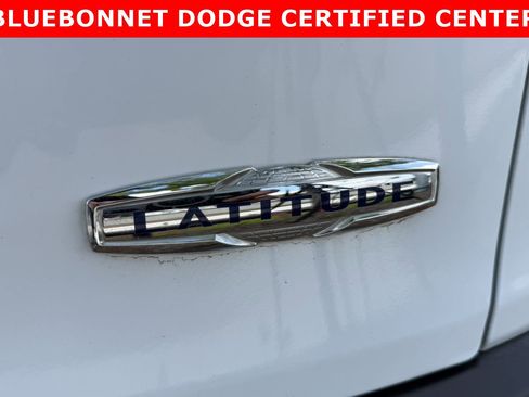 Used 2018 Jeep Cherokee Latitude FWD image 20