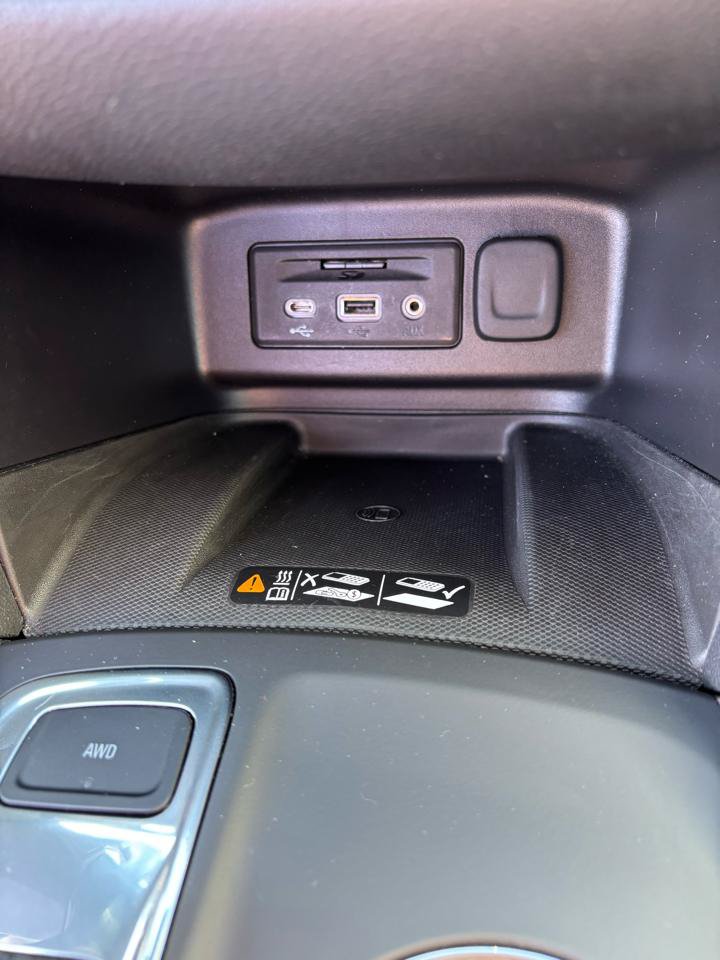 Used 2019 Chevrolet Equinox Premier AWD/4WD image 22