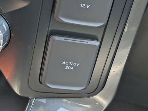 Used 2023 Ford F150 Lariat w/ Equipment Group 502A High AWD/4WD image 25