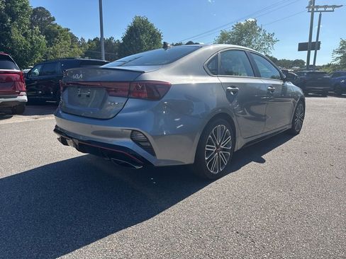 Used 2022 Kia Forte GT w/ GT2 Package FWD image 5