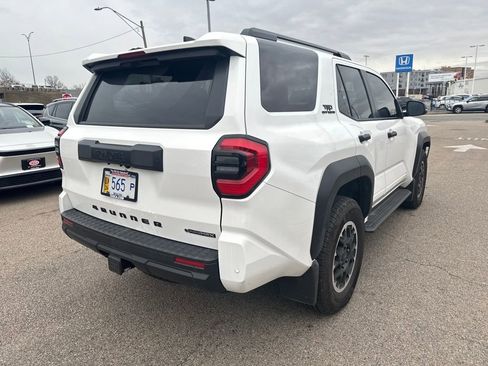 Used 2025 Toyota 4Runner TRD Off-Road image 7