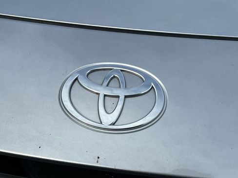 Used 2025 Toyota Camry LE image 13