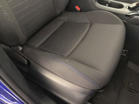 Used 2024 Toyota Corolla Cross AWD Hybrid w/ Moonroof Package image 29