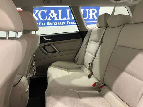 Used 2009 Subaru Outback 2.5i Special Edition w/ Popular Equipment Group 1C image 34