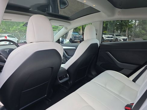 Used 2022 Tesla Model 3 Performance AWD/4WD image 31