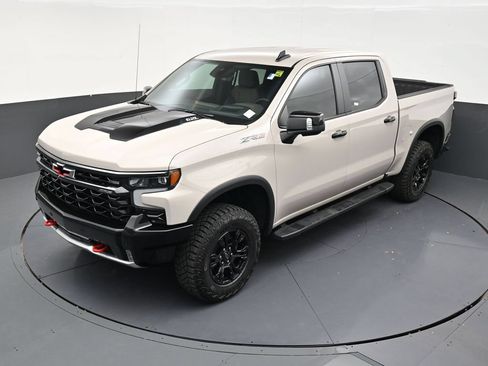 Used 2026 Chevrolet Silverado 1500 ZR2 AWD/4WD image 11