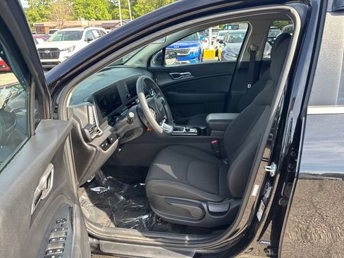 Certified 2024 Kia Sportage LX AWD/4WD image 13