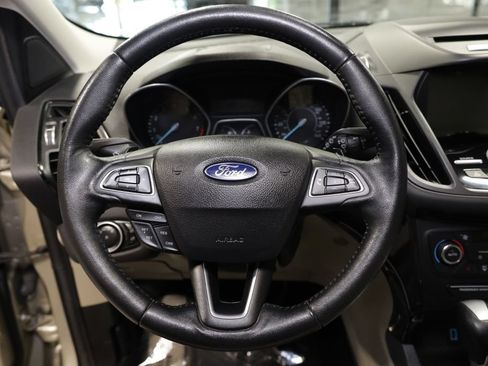 Used 2017 Ford Escape Titanium AWD/4WD image 25