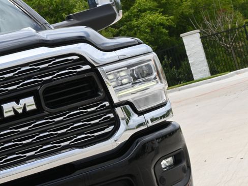 Used 2022 RAM 2500 Limited w/ Towing Technology Group AWD/4WD image 10
