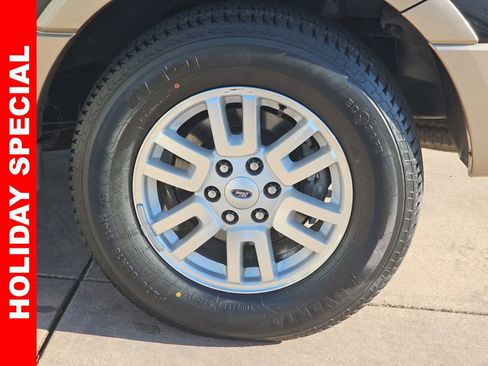 Used 2014 Ford Expedition EL XLT w/ Equipment Group 202A image 37