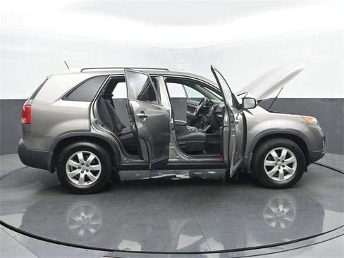 Used 2013 Kia Sorento LX w/ Convenience Pkg image 57