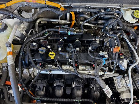 Used 2022 Ford Maverick XL image 38