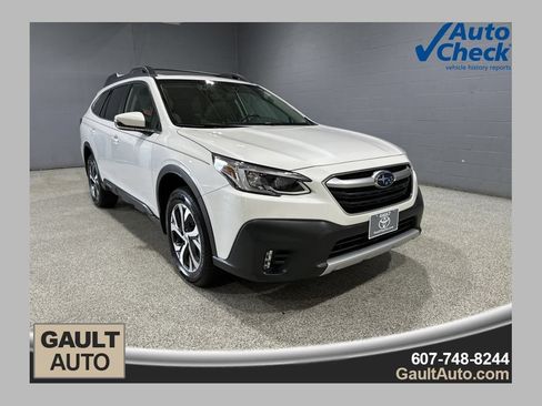 Used 2022 Subaru Outback Limited AWD/4WD image 1