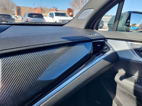 Used 2024 Cadillac XT6 Sport image 29