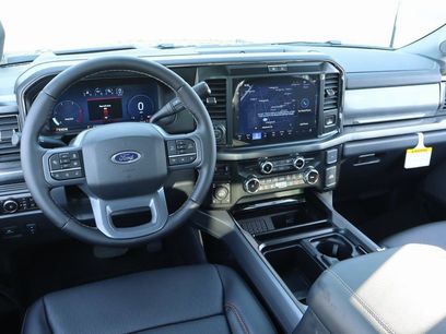 New 2026 Ford F250 Lariat w/ Black Appearance Package