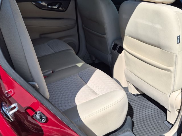 Used 2019 Nissan Rogue SV w/ Premium Package FWD image 20