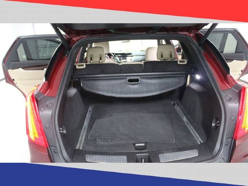 Used 2017 Cadillac XT5 Luxury w/ Driver Awareness Package image 29