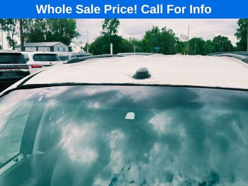 Used 2005 Chrysler Town & Country LX w/ Popular Equipment Group II FWD image 13