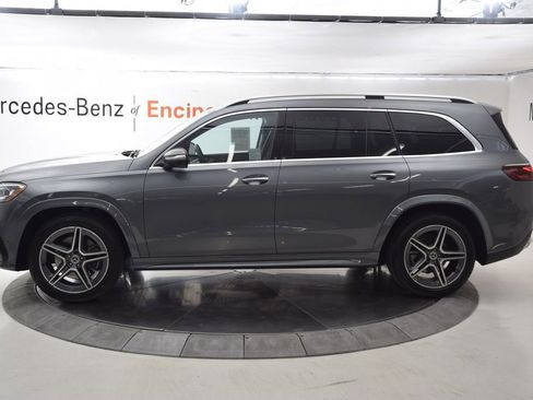 Used 2026 Mercedes-Benz GLS 450 4MATIC image 3