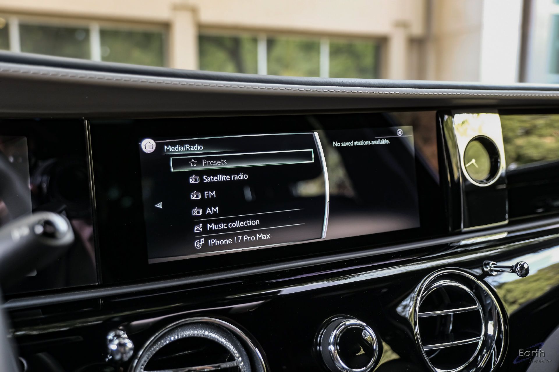 Used 2021 Rolls-Royce Ghost AWD/4WD image 73