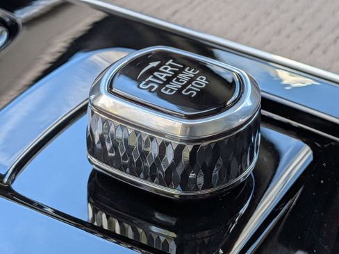 New 2026 Volvo XC90 B6 Plus w/ Protection Package Premier image 39