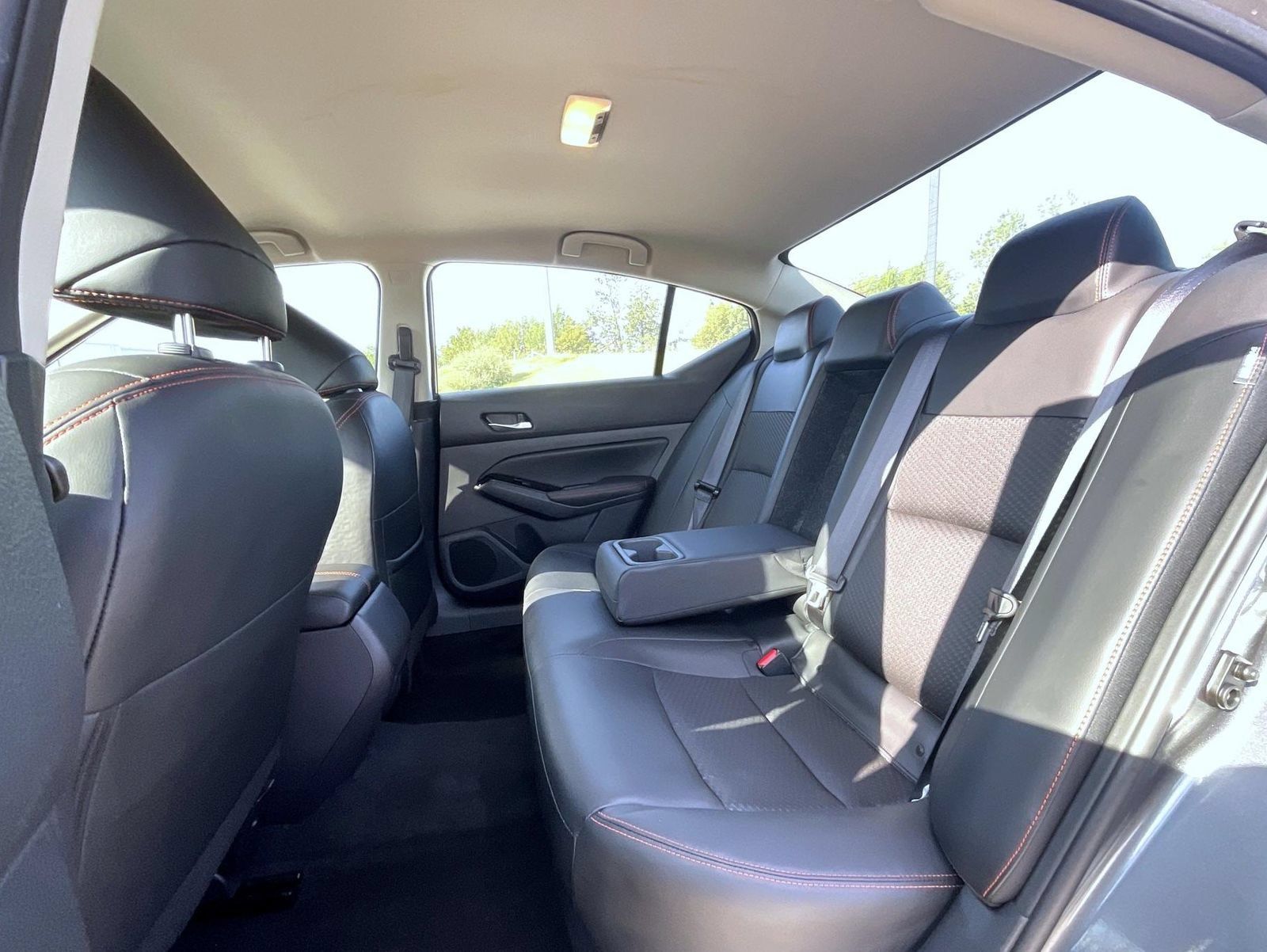 Used 2025 Nissan Altima 2.5 SR AWD/4WD image 19