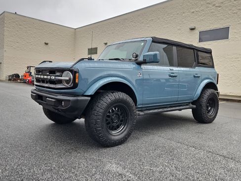 Used 2022 Ford Bronco Outer Banks image 5