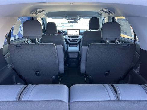 New 2026 Ford Explorer Active image 10