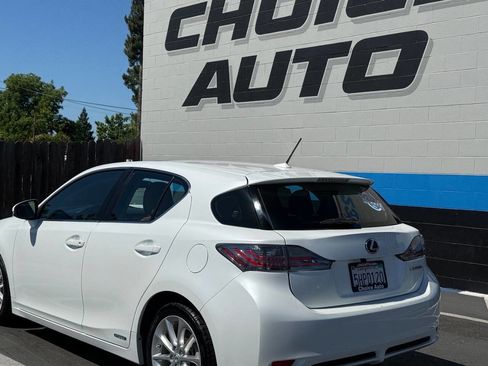 Used 2013 Lexus CT 200h FWD image 25