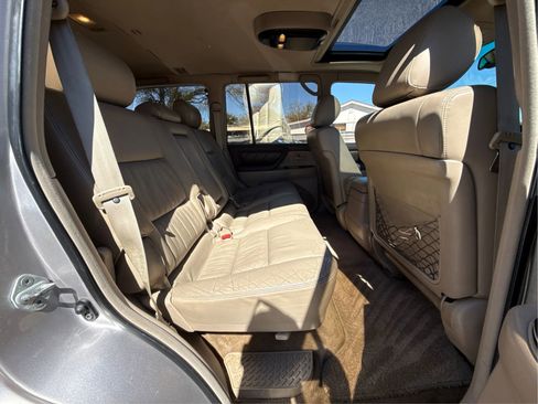 Used 2000 Toyota Land Cruiser image 26