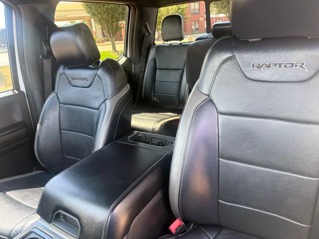 Used 2018 Ford F150 Raptor w/ Equipment Group 802A Luxury AWD/4WD image 23