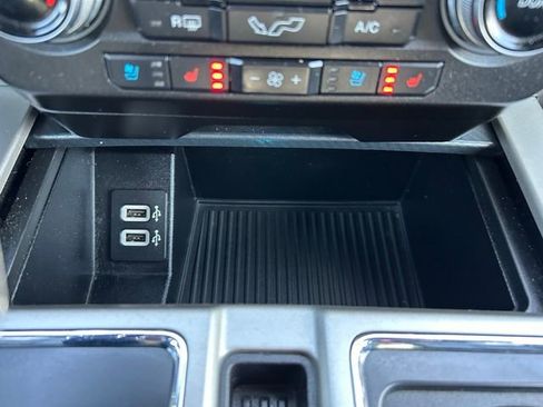 Used 2020 Ford F150 Lariat w/ Equipment Group 502A Luxury image 23