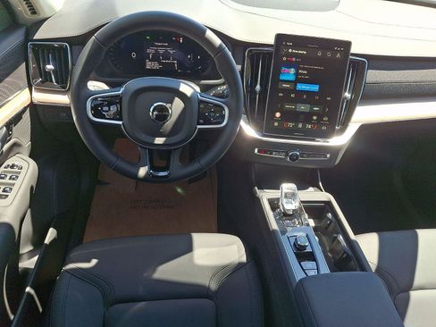 New 2026 Volvo XC90 B5 Core w/ Protection Package AWD/4WD image 8