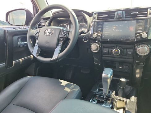 Used 2020 Toyota 4Runner TRD Off-Road Premium w/ Moonroof Package AWD/4WD image 13