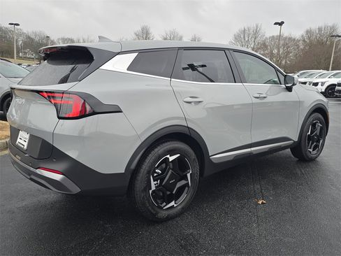 New 2026 Kia Sportage EX image 3