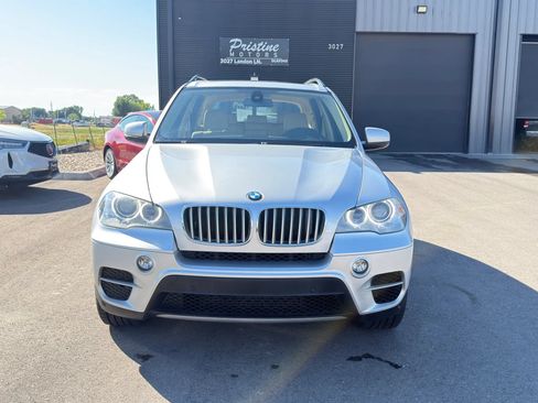Used 2011 BMW X5 xDrive35d AWD/4WD image 3