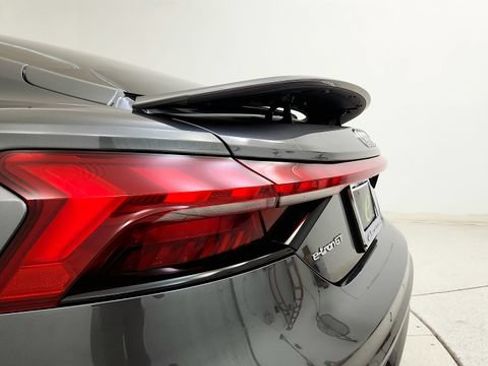 Used 2023 Audi e-tron GT Premium Plus AWD/4WD image 28