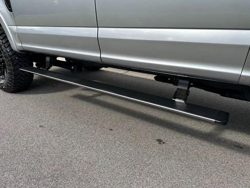 Used 2022 Ford F250 Lariat w/ Tremor Off-Road Package image 48