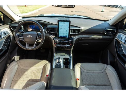 Used 2021 Ford Explorer Platinum w/ Equipment Group 601A image 22
