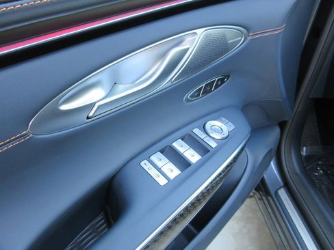 Used 2026 Genesis GV70 3.5T Sport Prestige AWD/4WD image 33