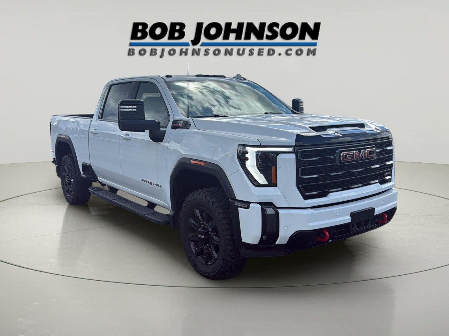 Used 2024 GMC Sierra 2500 AT4 w/ Technology Package AWD/4WD image 1
