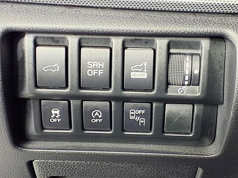 Certified 2021 Subaru Forester Limited image 17