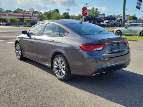 Used 2015 Chrysler 200 S w/ Navigation & Sound Group I FWD image 4